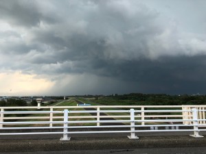 ゲリラ雷雨