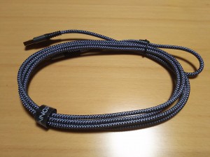 スマホ用充電ケーブル