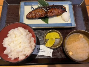 ぶりの照り焼き