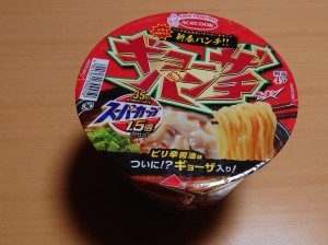 ギョウザパンチラーメン